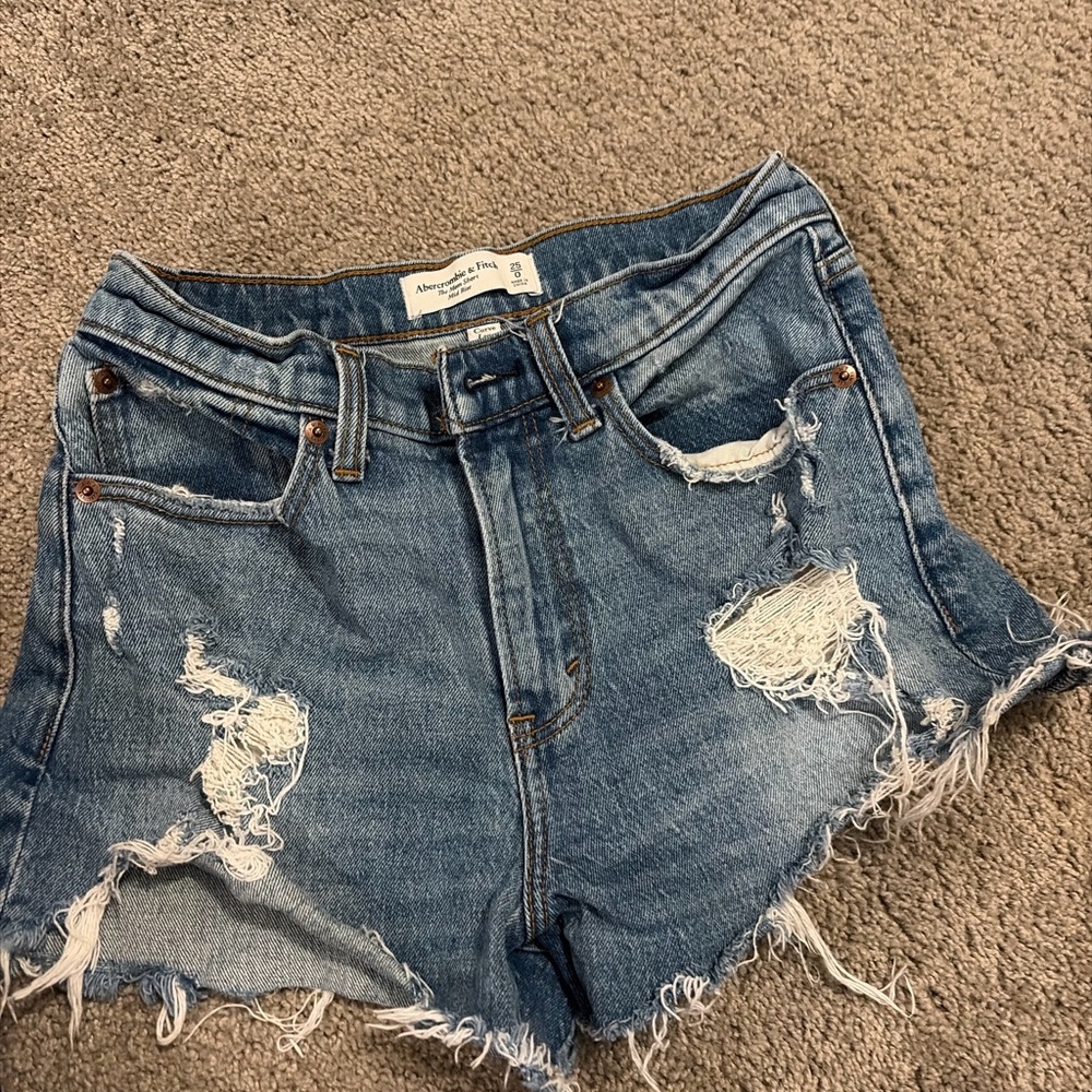 Abercrombie & Fitch Mom Short Mid Rise  Jean Shorts 25